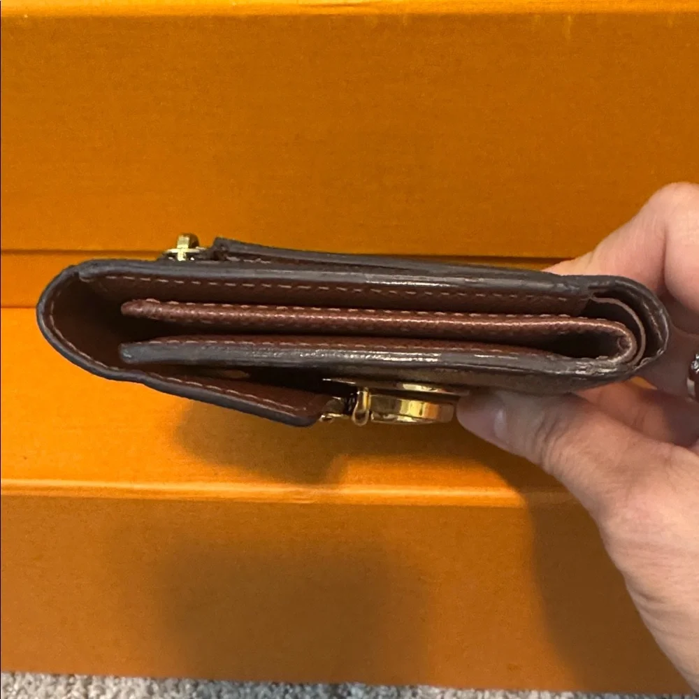 AUTHENTIC Louis Vuitton Black and Gold Monogram WALLET - Picture 7 of 14